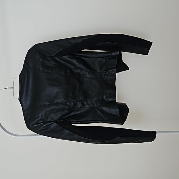 BNWT Vegan Leather Jacket - Picture 4 of 4